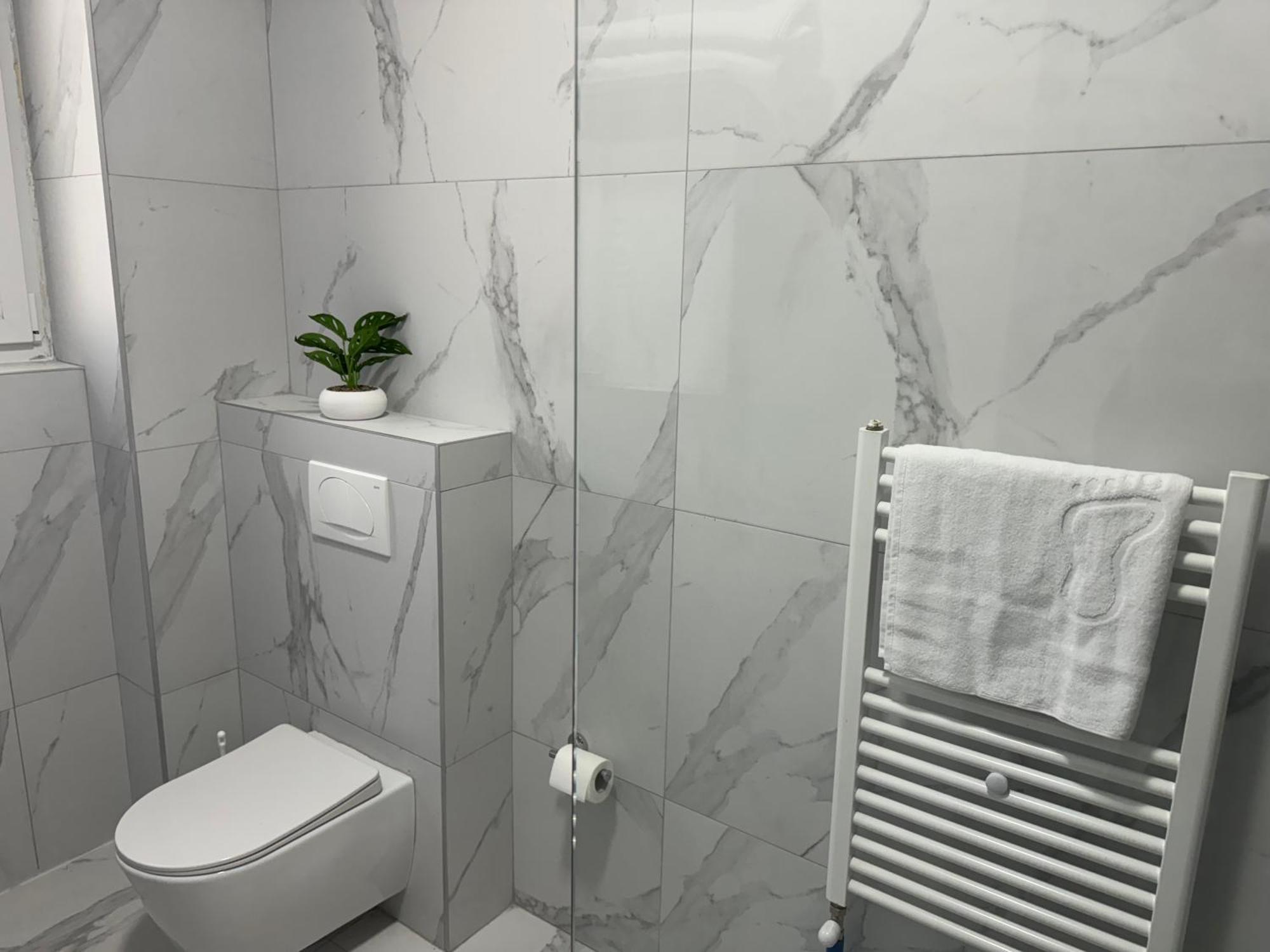 Hotel Le Manoir 戈斯蒂瓦尔 外观 照片