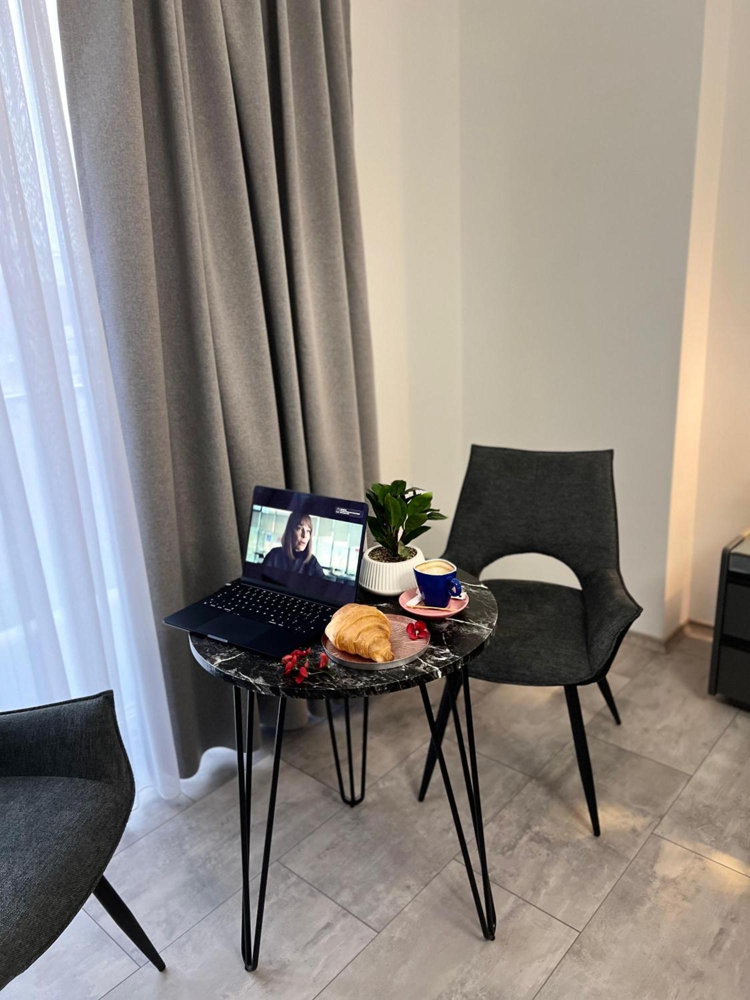 Hotel Le Manoir 戈斯蒂瓦尔 外观 照片